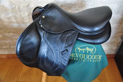 Sella da salto ostacoli Devoucoux  17.5