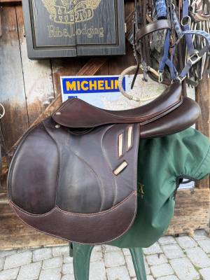 Sella da salto ostacoli Devoucoux  17