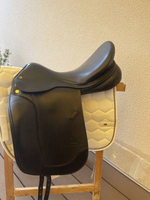 Sella da dressage Prestige Italia  18