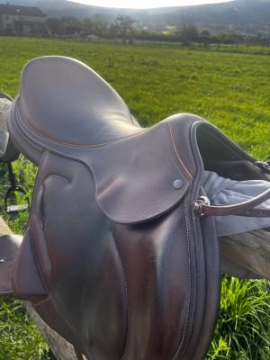 Sella da cross Childeric  18