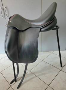 Sella da dressage Childeric  17.5