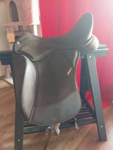 Sella da dressage Wintec  17.5