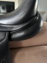 Sella da dressage Ikonic Light dressage  17.5" - 2022