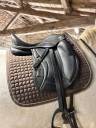Sella da dressage Ikonic  17" - 2025