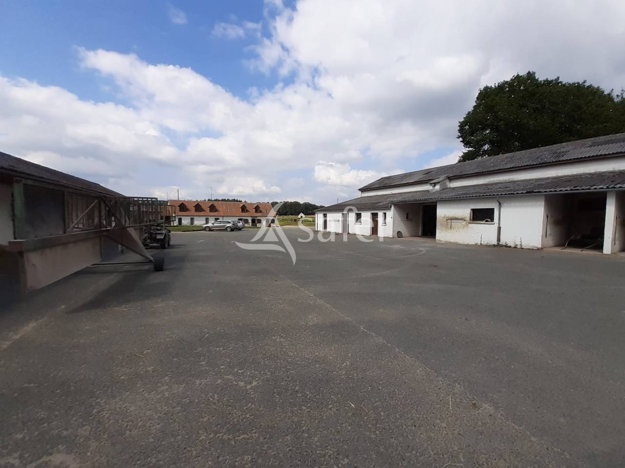 Propriet&agrave; equestre In vendita Sarthe