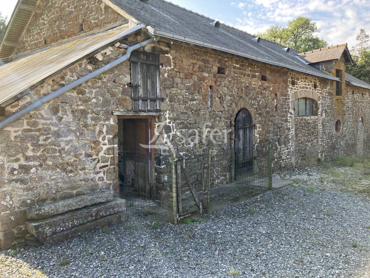 Propriet&agrave; equestre In vendita Mayenne