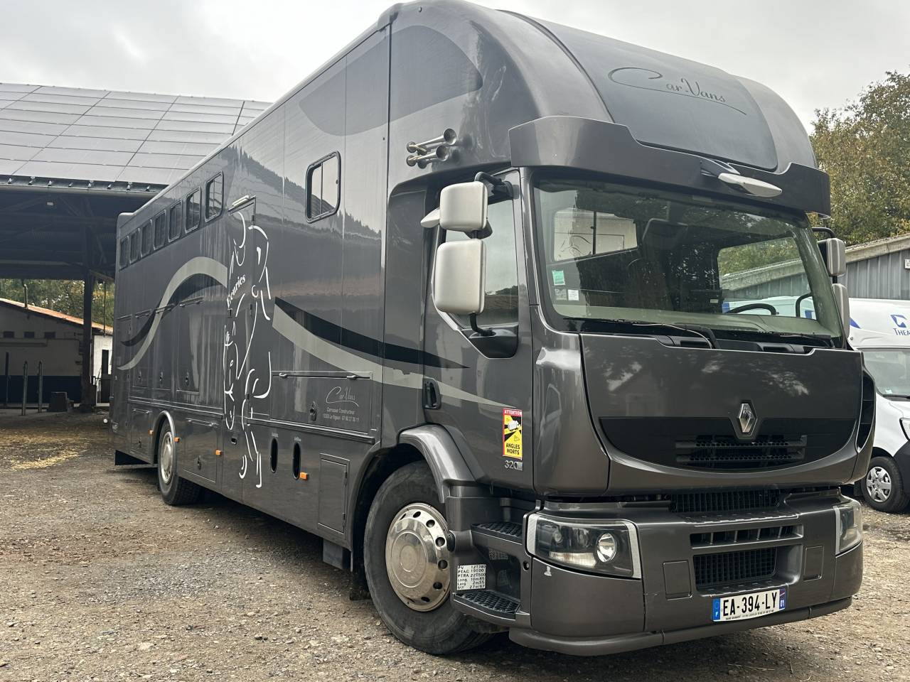 Camion per Cavalli Renault  2007 Occasione
