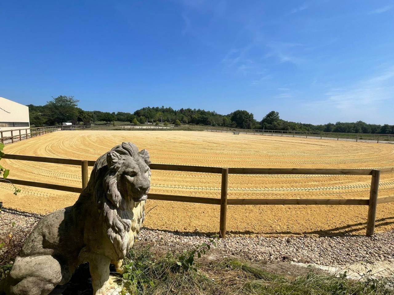 Propriet&agrave; equestre In vendita Calvados
