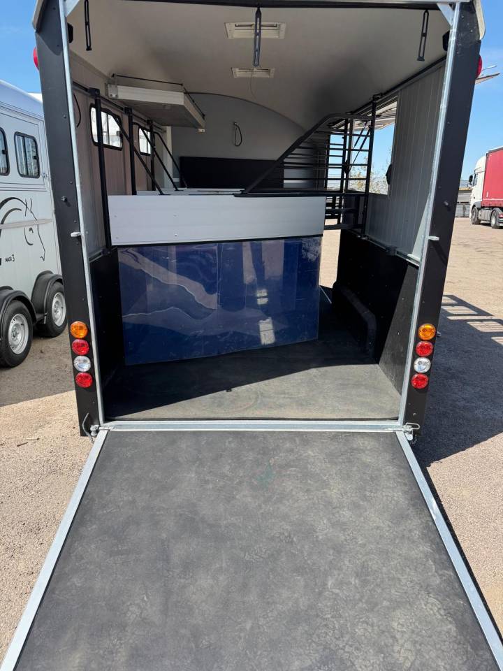 Trailer Cheval Libert&eacute; MAXI 4  4 Cavalli 2024 Occasione