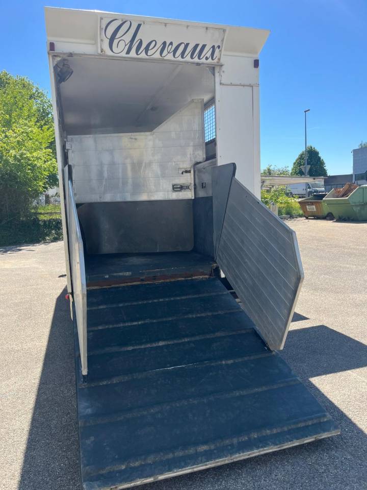 Camion per Cavalli Renault S150 Midliner 1995 Occasione