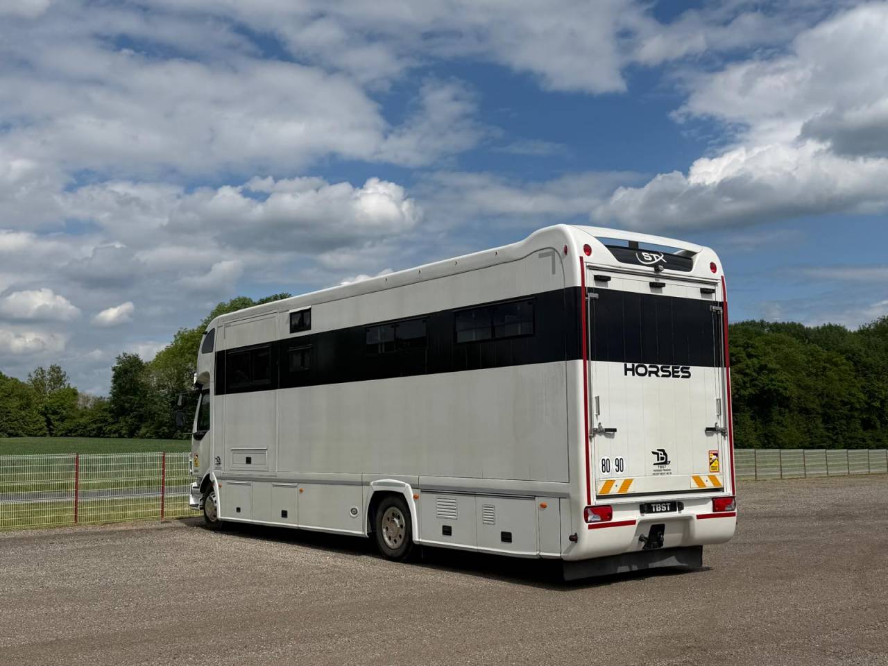 Camion per Cavalli STX VOLVO 2011 Occasione