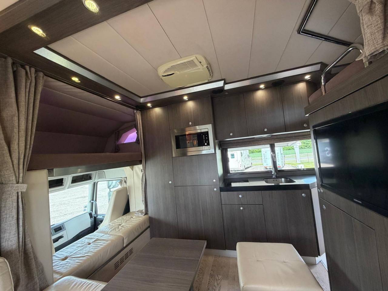 Camion per Cavalli STX VOLVO 2011 Occasione
