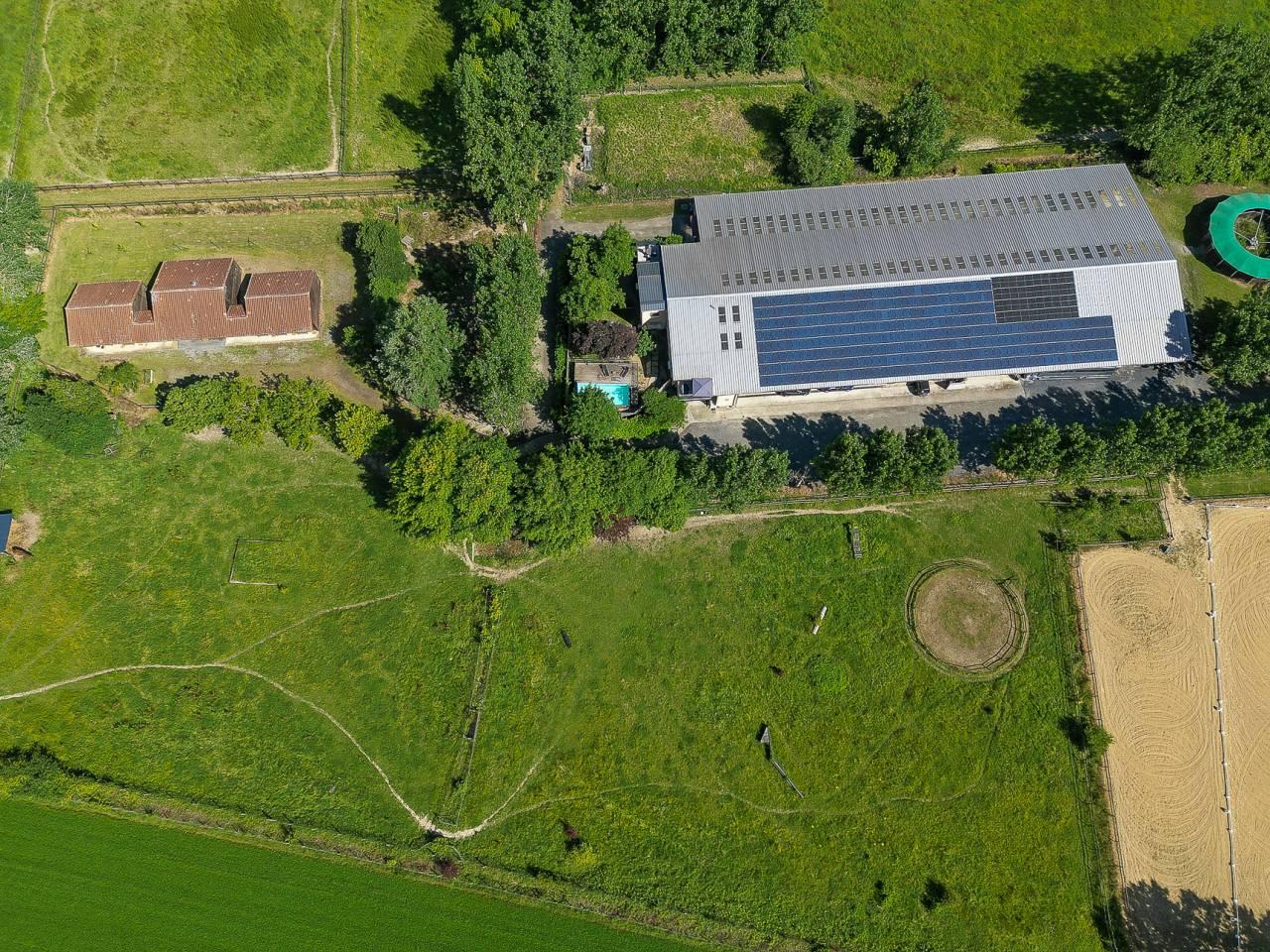 Centro di stagione cavallo In vendita Hautes-Pyr&eacute;n&eacute;es