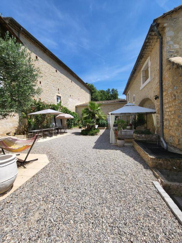 Propriet&agrave; equestre In vendita Dr&ocirc;me