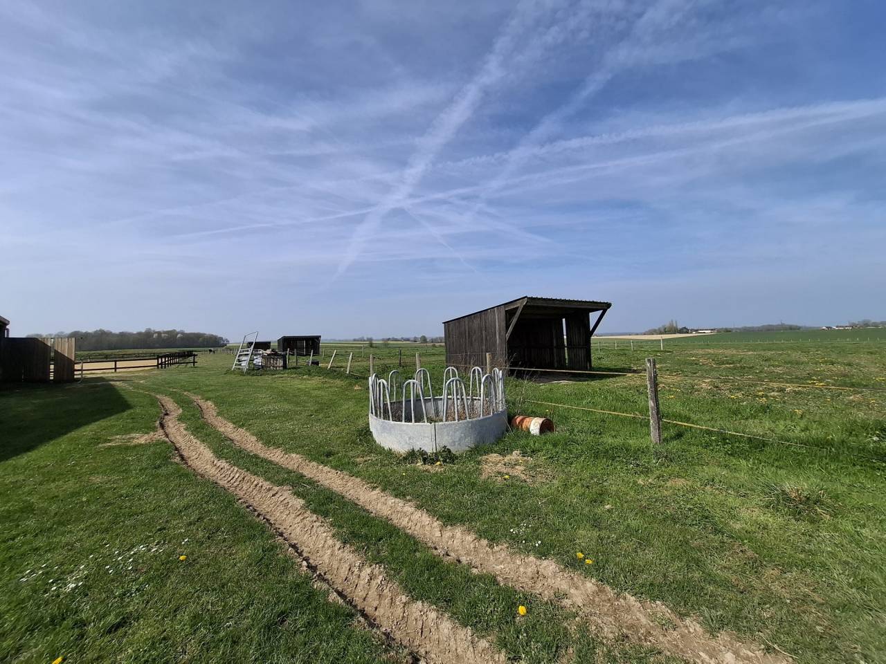Propriet&agrave; equestre In vendita Loiret