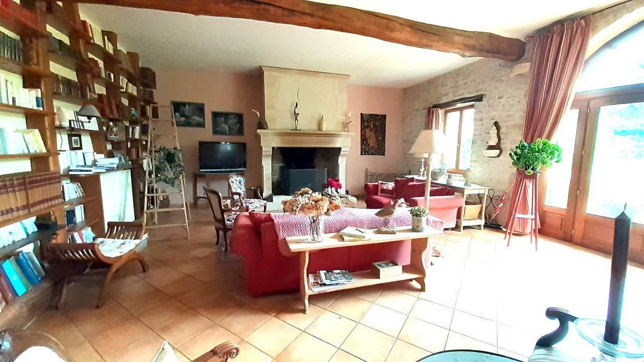 Propriet&agrave; equestre In vendita Yonne