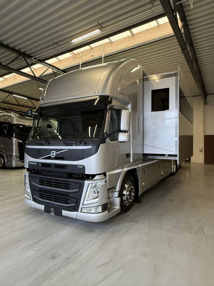 Camion per Cavalli Volvo MTM 2015 Occasione
