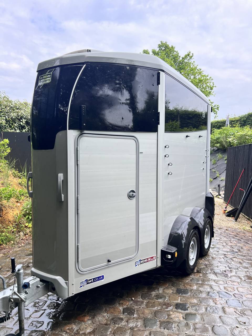 Trailer Ifor Williams Hbx403 1,5 Cavalli 2022 Occasione