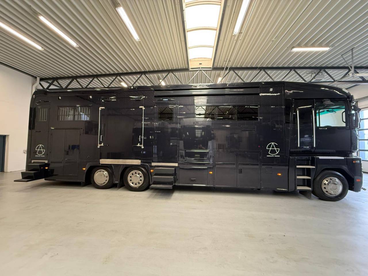 Camion per Cavalli Renault STX/magnum 2011 Occasione