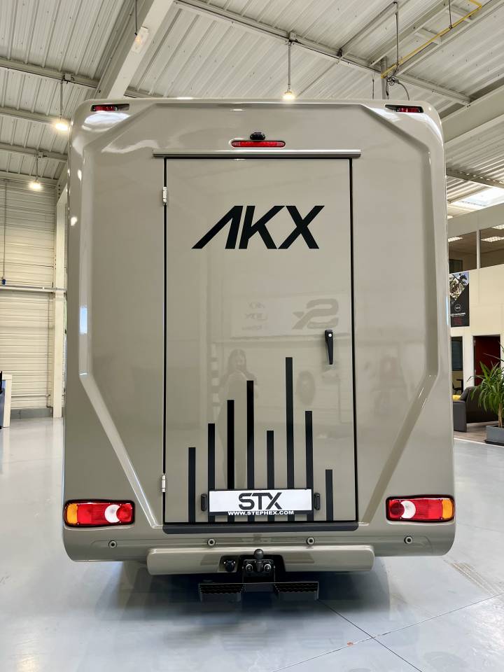 Van per Cavalli AKX  2026 Nuovo