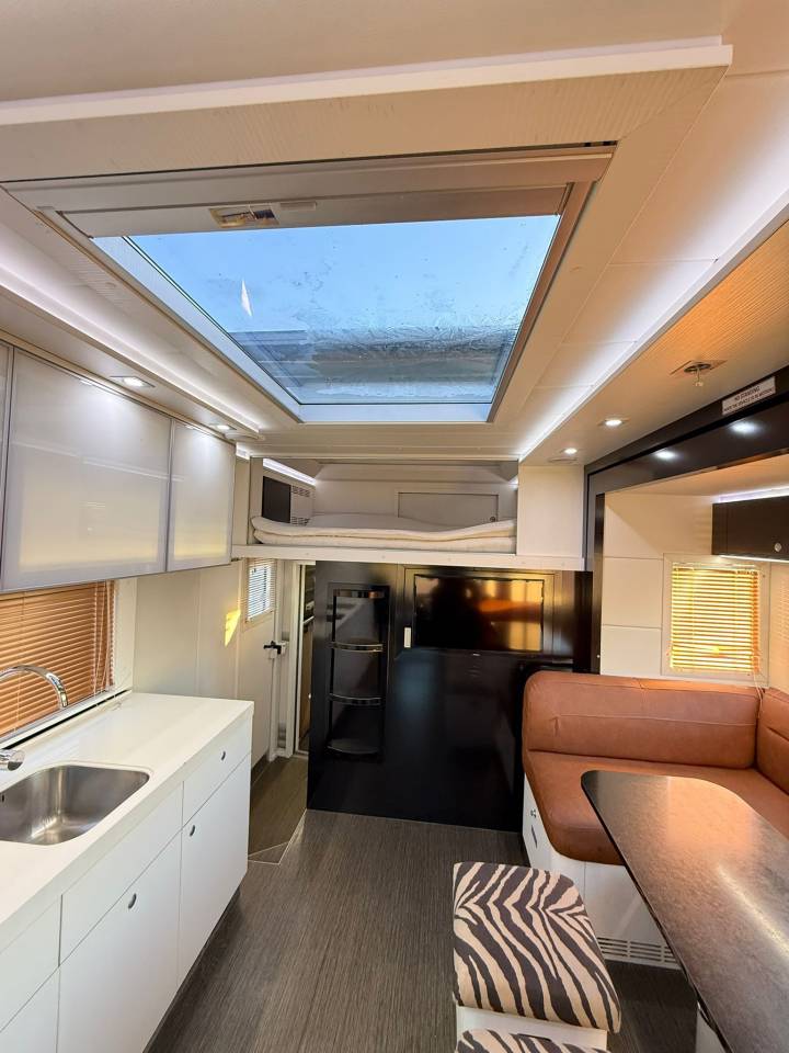 Camion per Cavalli Volvo Interhorse 2014 Occasione