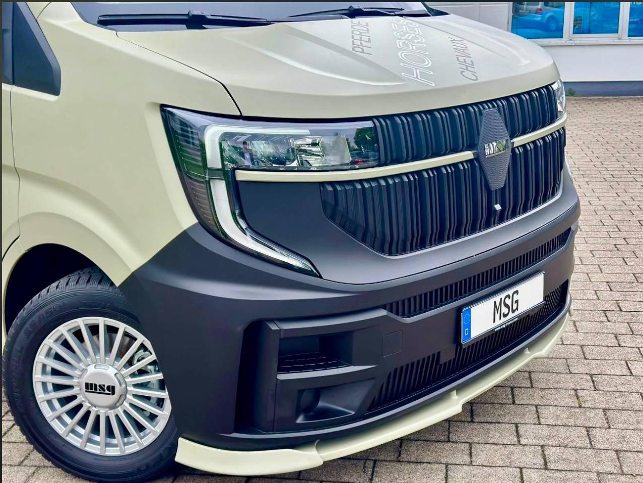 Van per Cavalli Renault RENAULT 0 Nuovo