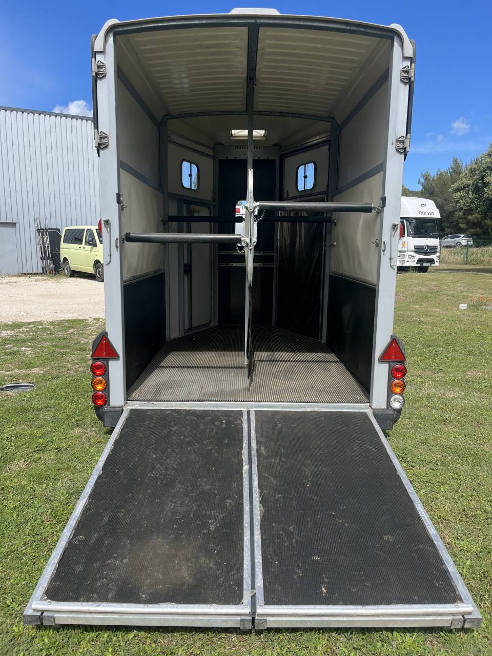 Trailer Ifor Williams  2 Cavalli 2018 Occasione