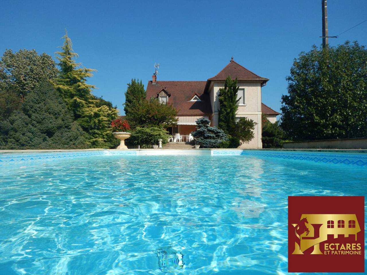 Centro di stagione cavallo In vendita Sa&ocirc;ne-et-Loire
