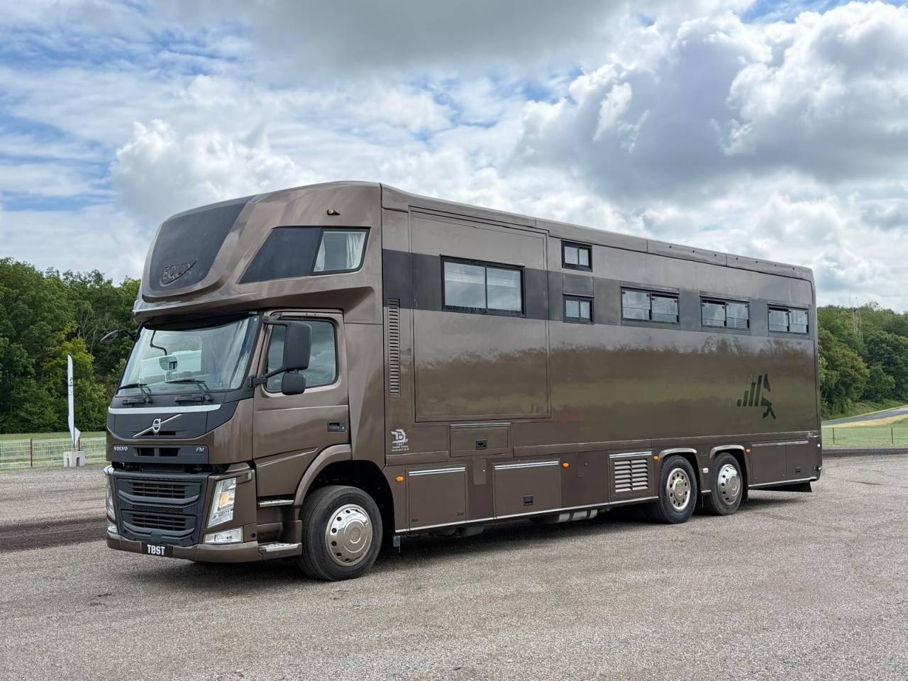 Camion per Cavalli EQUIX VOLVO 2016 Occasione