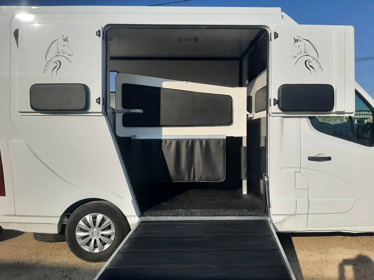 Van per Cavalli Renault Master 2018 Occasione