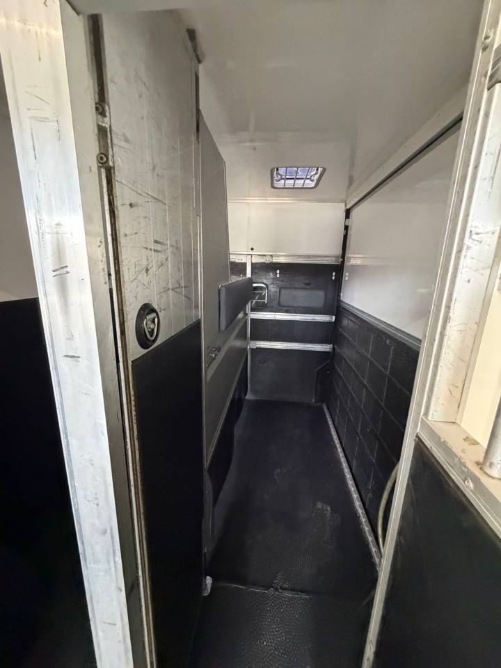 Van per Cavalli I trailer ACR Renault Master 2021 Occasione