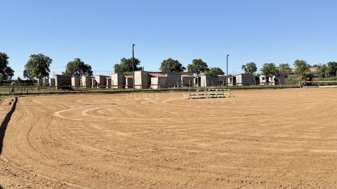 Propriet&agrave; equestre In vendita H&eacute;rault