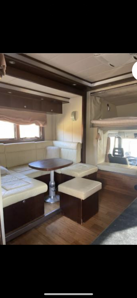 Camion per Cavalli STX  2007 Occasione