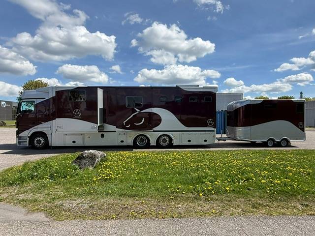 Camion per Cavalli Mercedes double pop 2007 Occasione