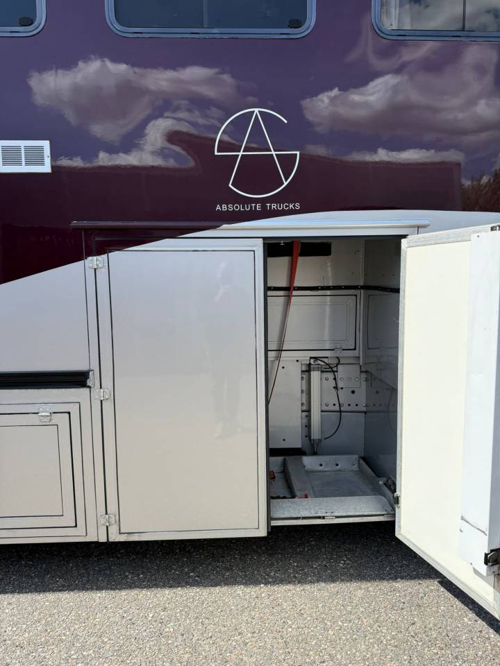 Camion per Cavalli Mercedes double pop 2007 Occasione