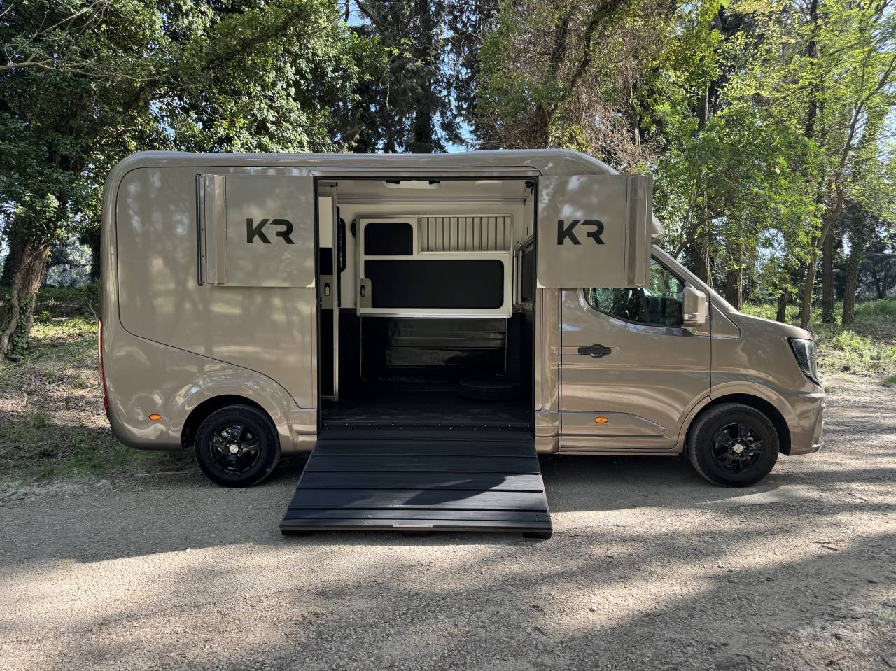 Van per Cavalli Krismar KRISLAR 2026 Nuovo