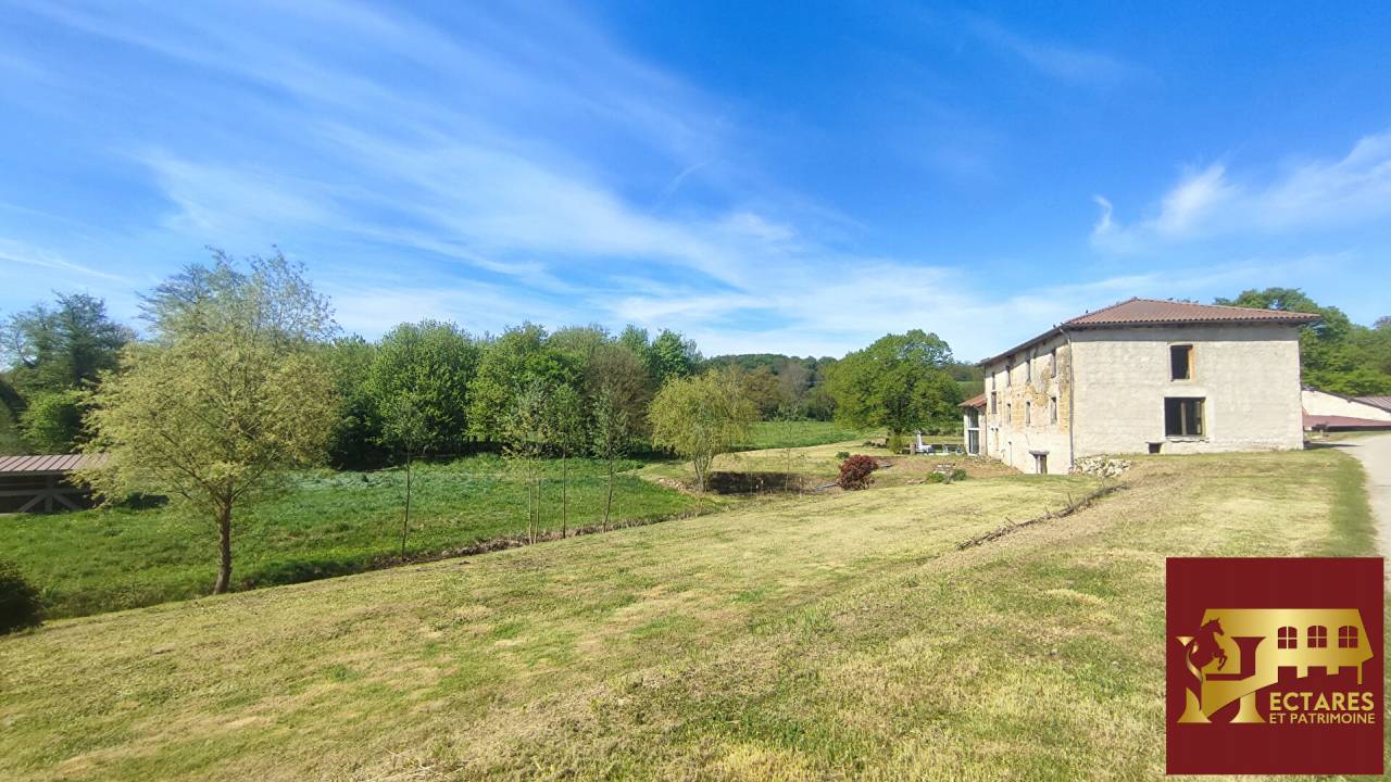 Propriet&agrave; equestre In vendita Ain