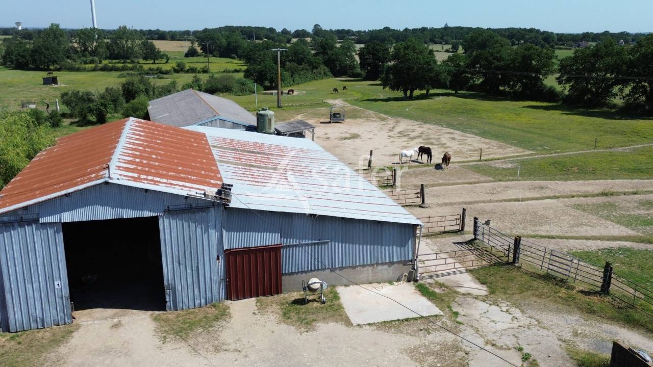 Propriet&agrave; equestre In vendita Deux-S&egrave;vres