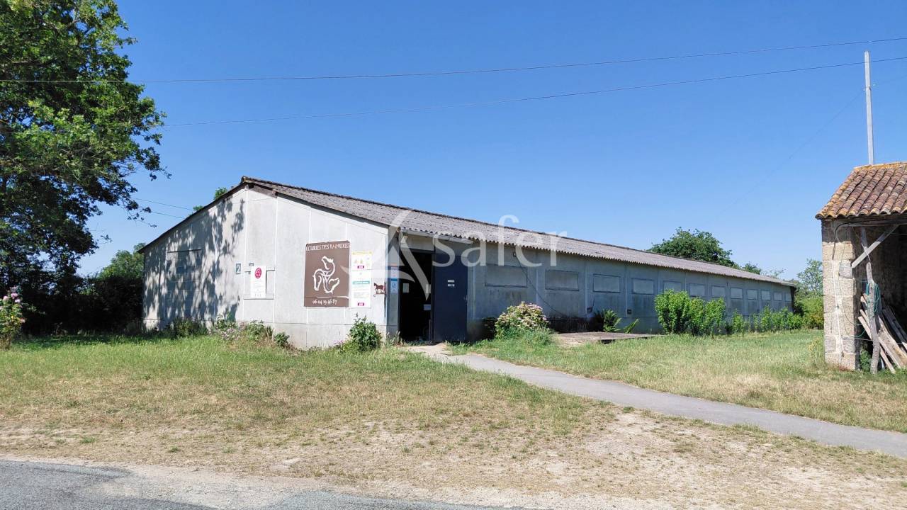 Propriet&agrave; equestre In vendita Deux-S&egrave;vres