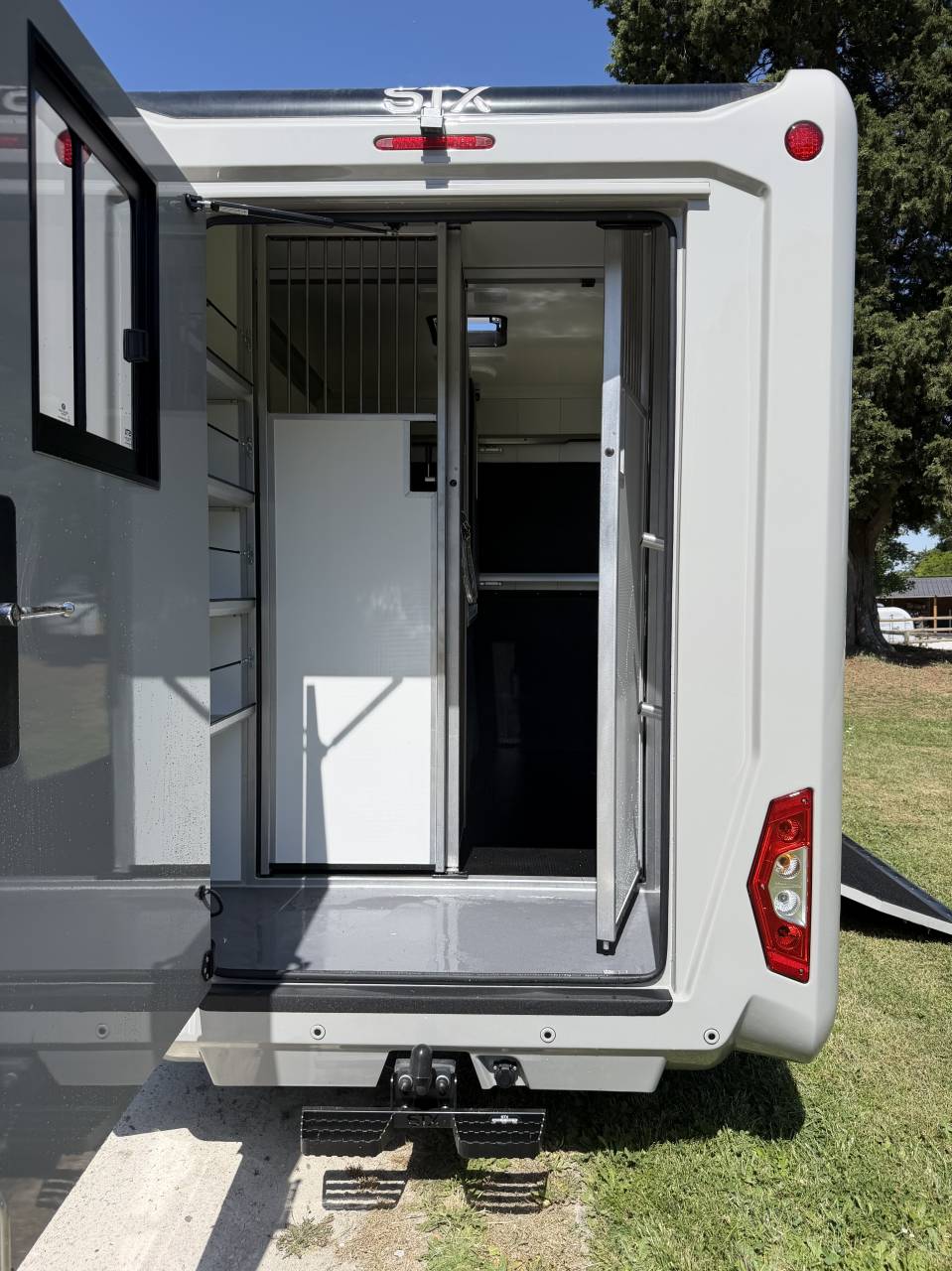 Van per Cavalli STX Renault Master 2025 2025 Nuovo