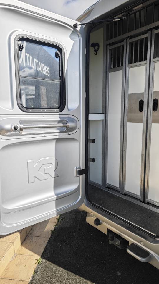 Van per Cavalli Krismar Master 5 places assises Stalles  2020 Occasione