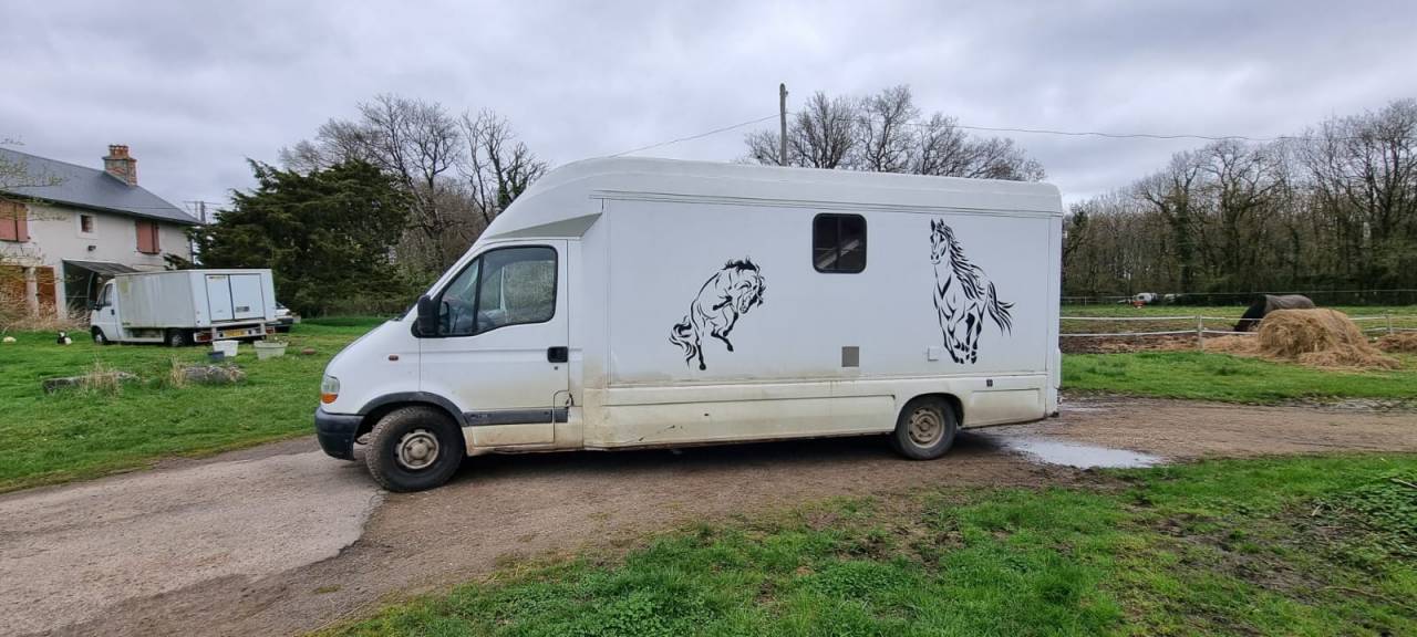 Van per Cavalli Renault Renault Master 2 1985 Occasione