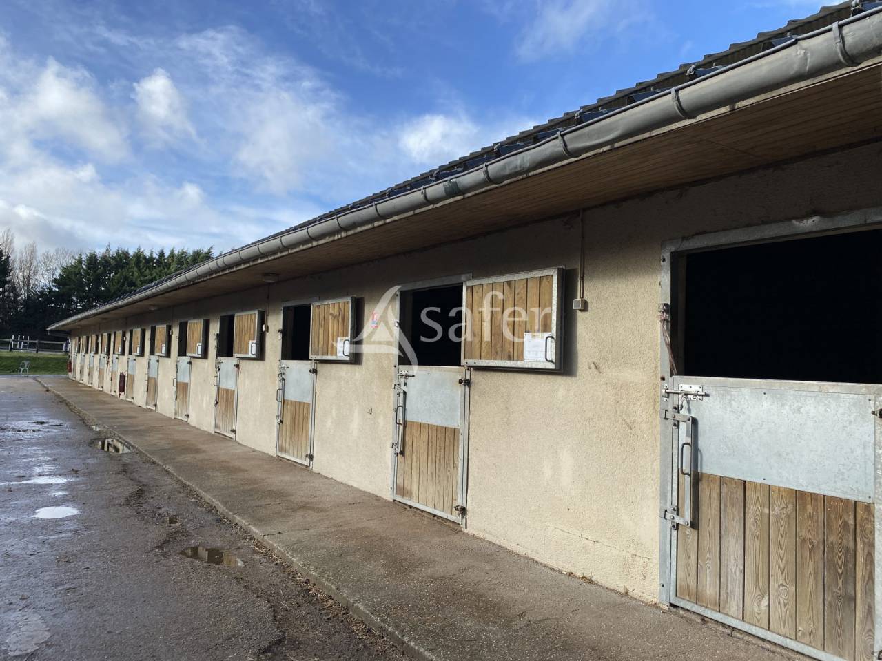 Propriet&agrave; equestre In vendita Calvados