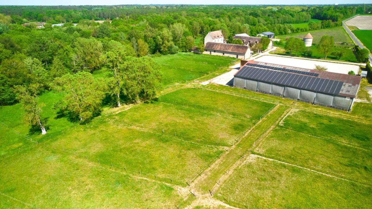 Propriet&agrave; equestre In vendita Loiret