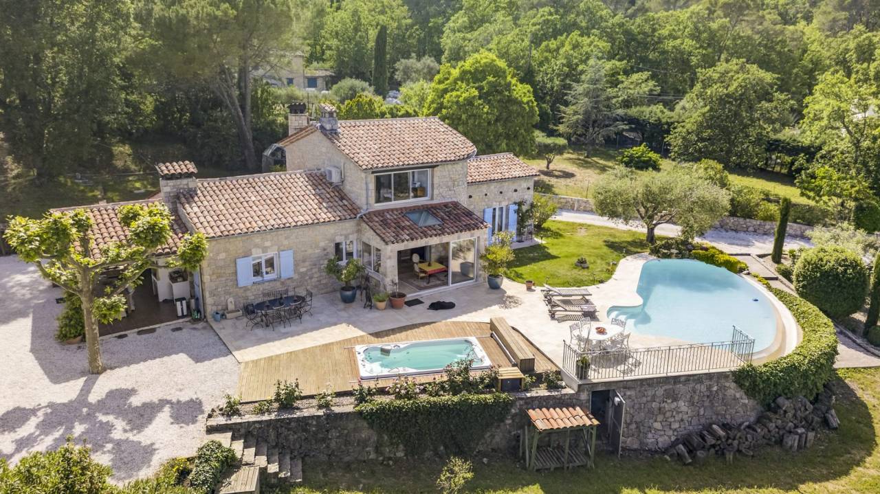 Propriet&agrave; equestre In vendita Var
