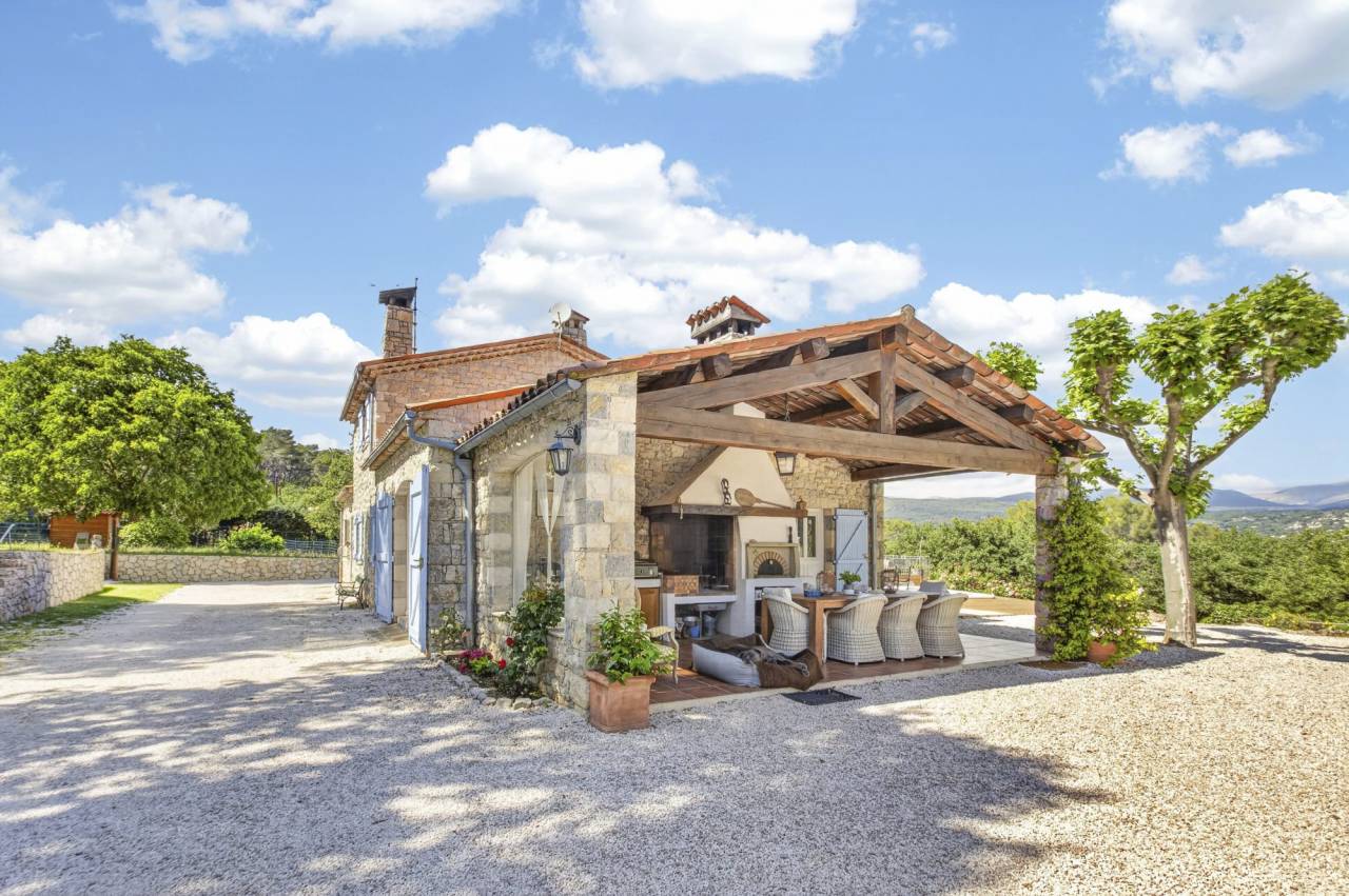 Propriet&agrave; equestre In vendita Var