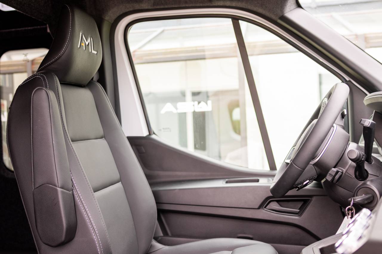 Van per Cavalli Renault  2026 Nuovo