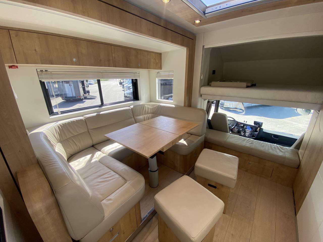 Camion per Cavalli STX  2021 Occasione