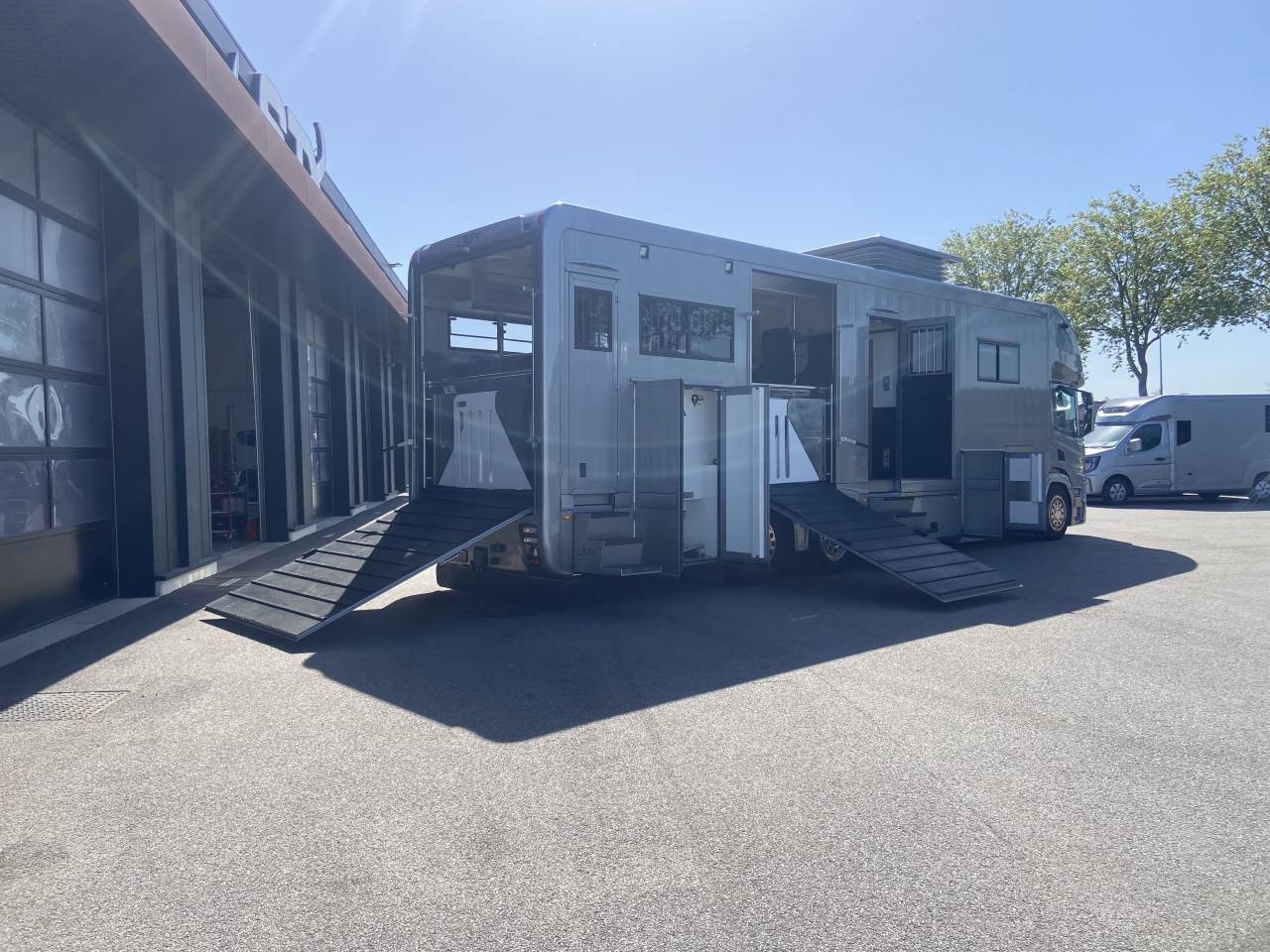 Camion per Cavalli STX  2021 Occasione