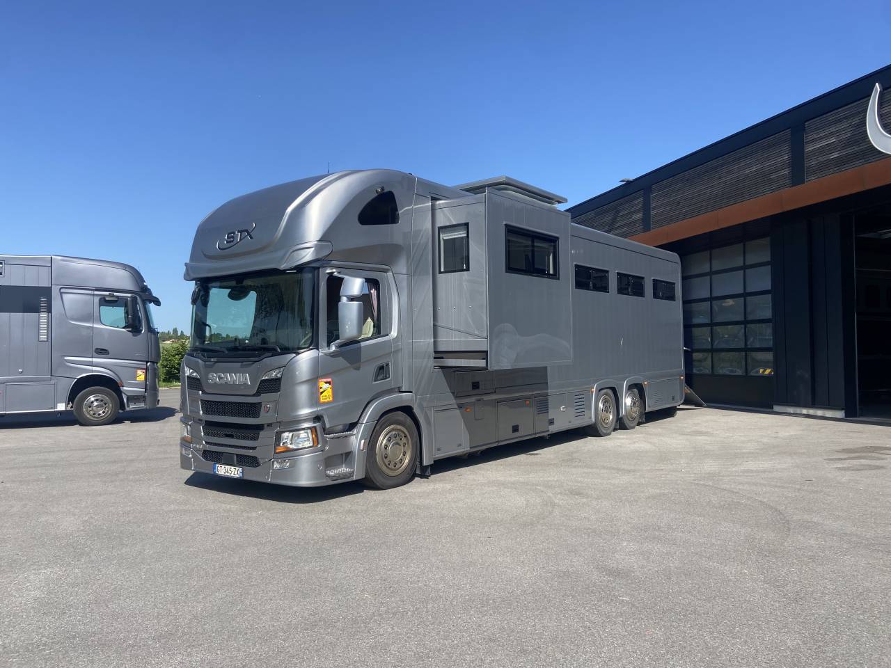 Camion per Cavalli STX  2021 Occasione